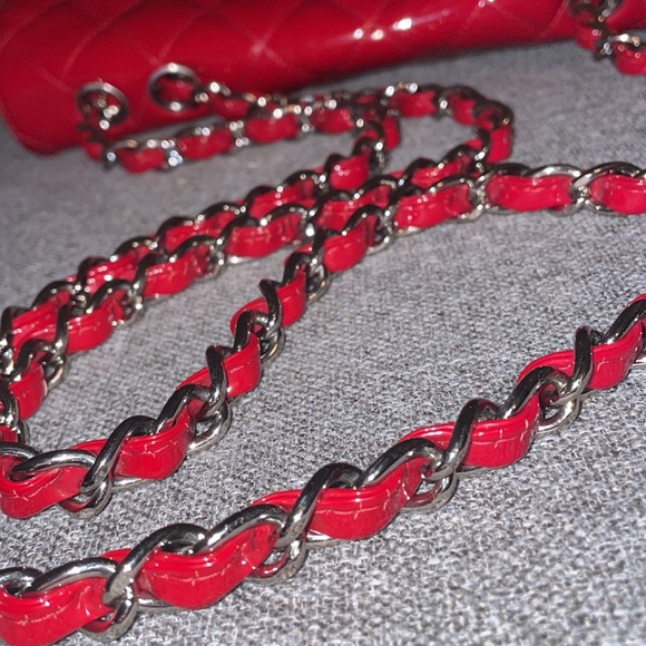 Authentic Chanel patent jumbo single flap bag - Picture 15 of 15